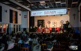 Galeria aktualności Narodowe czytanie 4