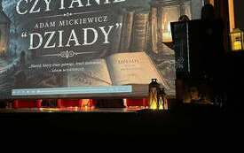 Galeria aktualności Narodowe czytanie 13