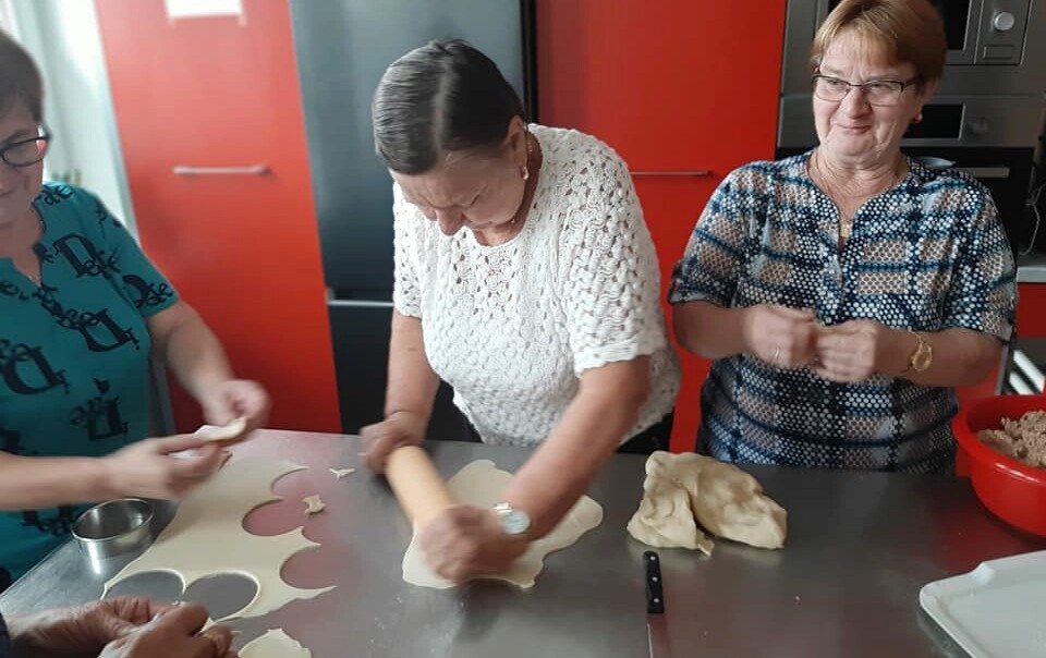 Zdjęcie do Robimy pierogi